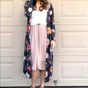 LULAROE Sarah Long Open Cardigan 2 Pockets Grey